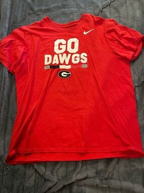 Nike Red 'GO DAWGS' Georgia Graphic Tee